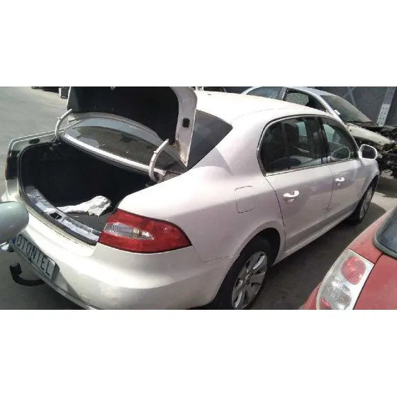 SKODA SUBERB (3T4) '2009 AMBITION BLANCO