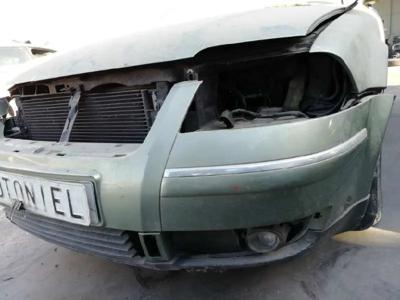 VOLKSWAGEN PASSAT BERLINA (3B3) '2002 V6 TDI HIGHLINE VERDE