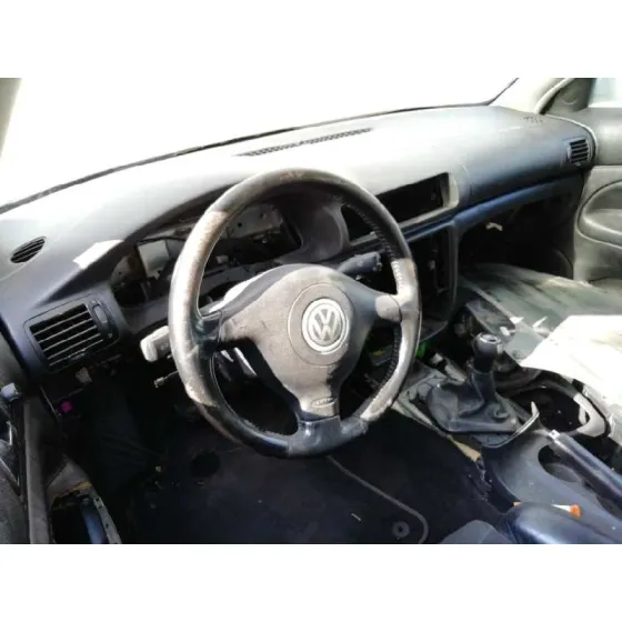 VOLKSWAGEN PASSAT BERLINA (3B3) '2002 V6 TDI HIGHLINE VERDE