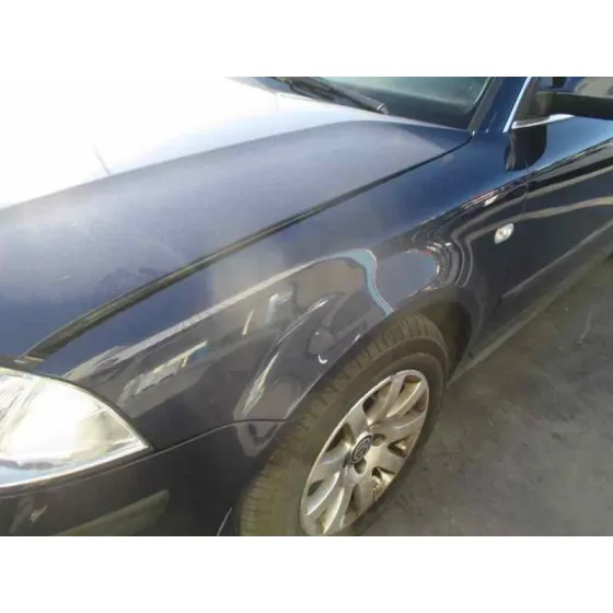 VOLKSWAGEN PASSAT BERLINA (3B3) '2001 1.9 TDI AZUL