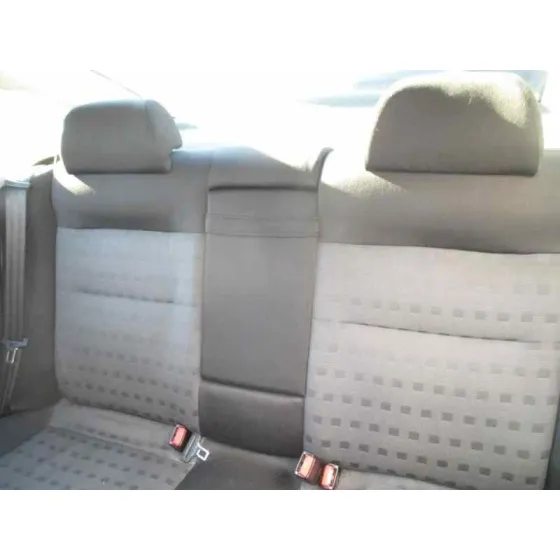 VOLKSWAGEN PASSAT BERLINA (3B3) '2001 1.9 TDI AZUL
