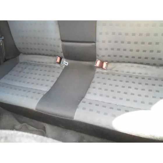 VOLKSWAGEN PASSAT BERLINA (3B3) '2001 1.9 TDI AZUL
