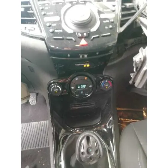 FORD FIESTA (CCN) '2013 TREND BLANCO
