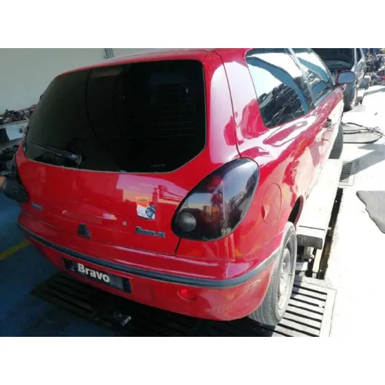 FIAT BRAVO (182) '2001 1.2 16V CAT ROJO