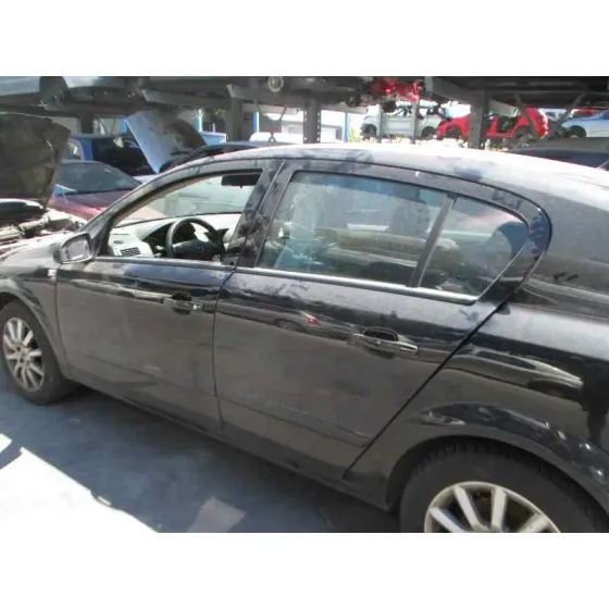 OPEL ASTRA H BERLINA '2005 COSMO NEGRO