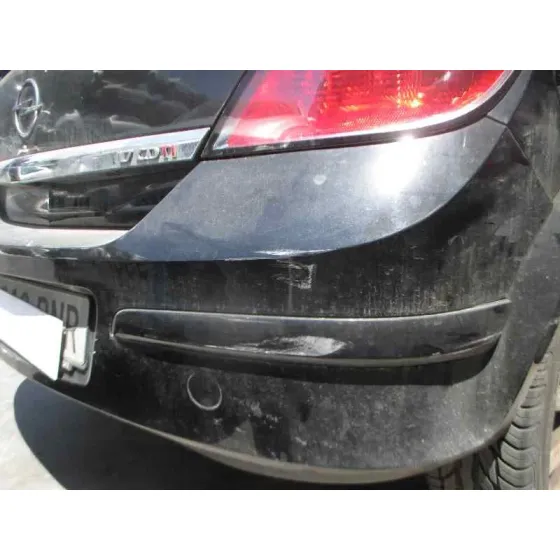 OPEL ASTRA H BERLINA '2005 COSMO NEGRO