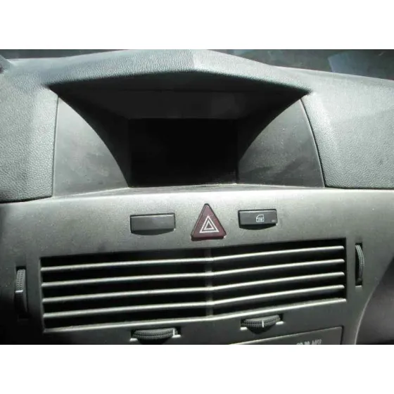 OPEL ASTRA H BERLINA '2005 COSMO NEGRO