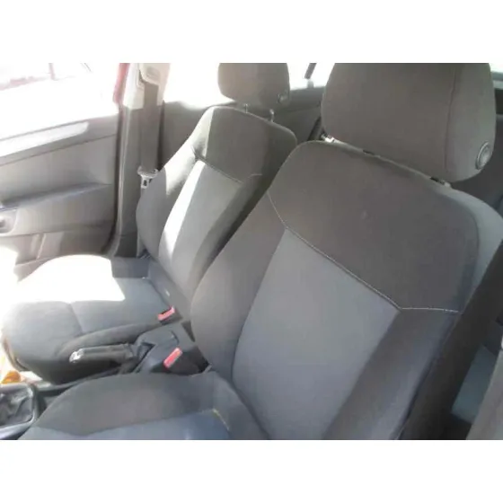 OPEL ASTRA H BERLINA '2005 COSMO NEGRO