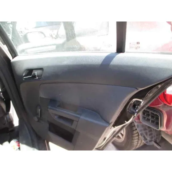 OPEL ASTRA H BERLINA '2005 COSMO NEGRO