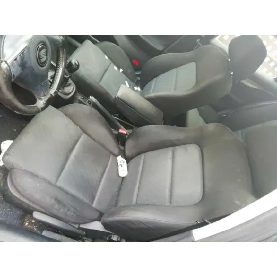 SEAT LEON (1M1) '2004 SPORT NEGRO