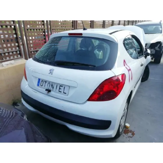 PEUGEOT 207 '2007 1.4 HDI BLANCO