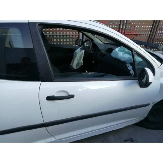 PEUGEOT 207 '2007 1.4 HDI BLANCO
