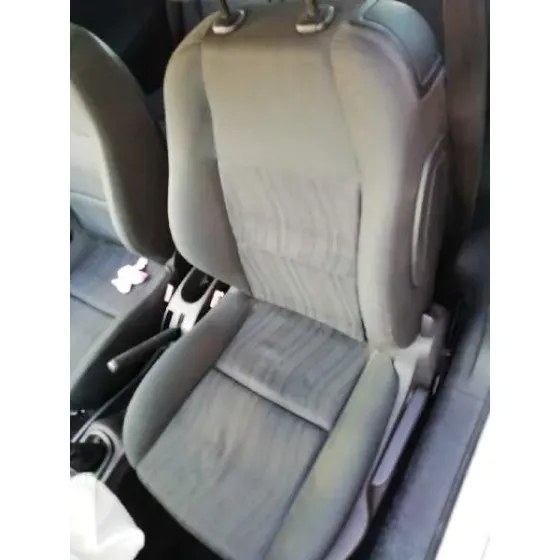PEUGEOT 207 '2007 1.4 HDI BLANCO