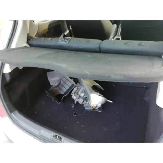 PEUGEOT 207 '2007 1.4 HDI BLANCO