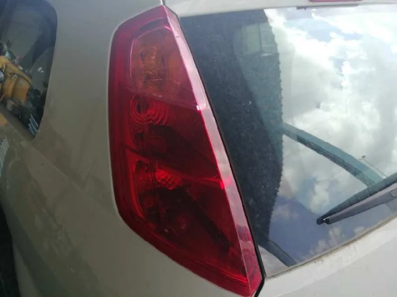 FIAT PUNTO (EVO) (199) FIAT PUNTO (EVO) (199) '2010 DYNAMIC BLANCO 2009