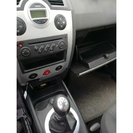 RENAULT MEGANE II CLASSIC BERLINA '2009 CONFORT DYNAMIQUE GRIS