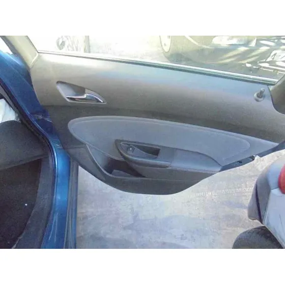 OPEL ASTRA J LIM. '2013 EXCELLENCE AZUL