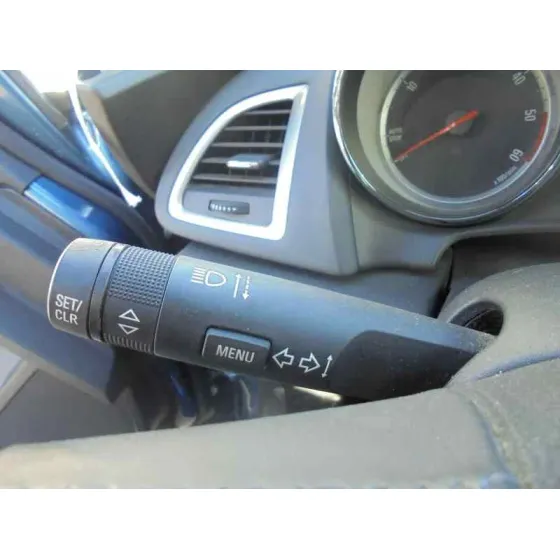 OPEL ASTRA J LIM. '2013 EXCELLENCE AZUL