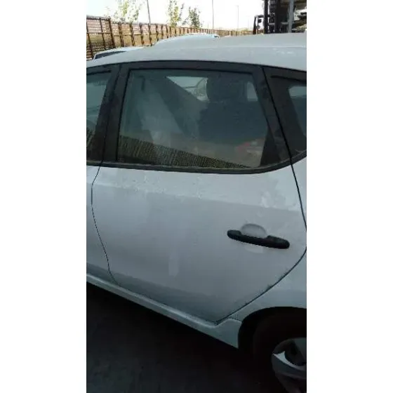 HYUNDAI I30 '2011 CLASSIC BLANCO
