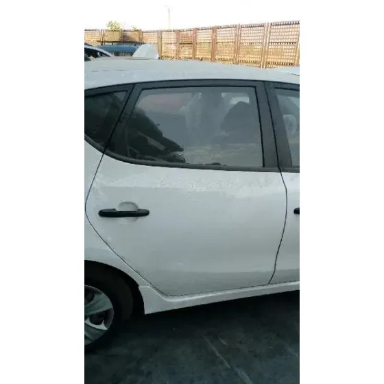 HYUNDAI I30 '2011 CLASSIC BLANCO