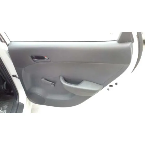 HYUNDAI I30 '2011 CLASSIC BLANCO
