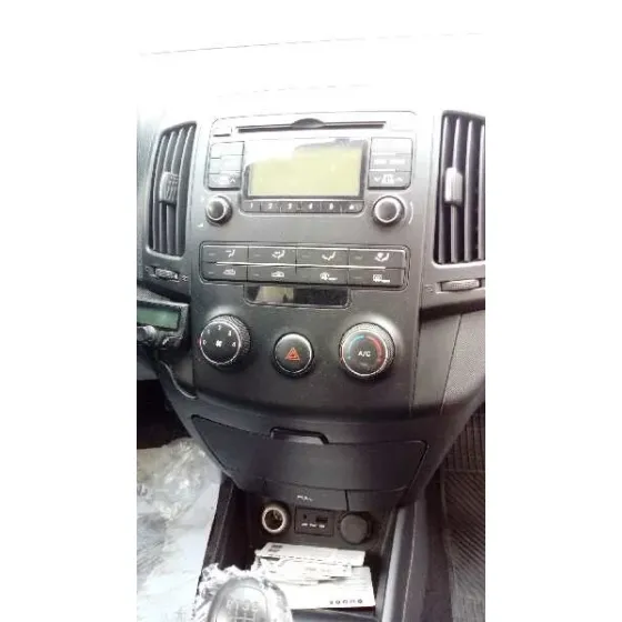 HYUNDAI I30 '2011 CLASSIC BLANCO