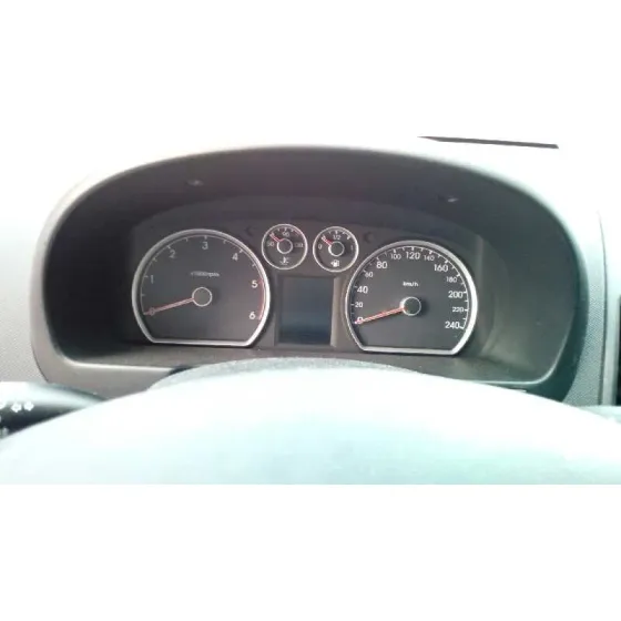 HYUNDAI I30 '2011 CLASSIC BLANCO
