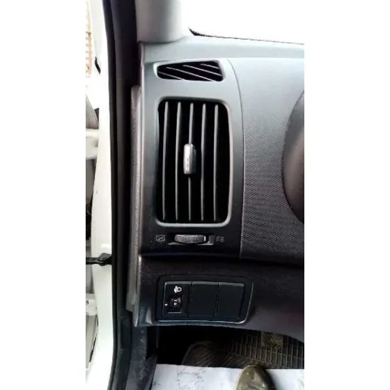 HYUNDAI I30 '2011 CLASSIC BLANCO