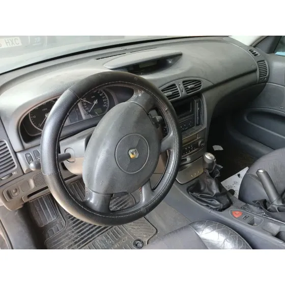 RENAULT LAGUNA II GRANDTOUR (KG0) '2001 1.9 DCI DIESEL