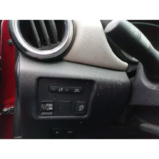 NISSAN MICRA V (K14) '2019 1.0 IG-T 100 ROJO