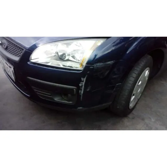 FORD FOCUS BERLINA (CAP) '2005 AMBIENTE (D) AZUL