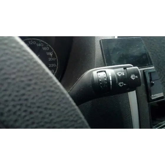 FORD FOCUS BERLINA (CAP) '2005 AMBIENTE (D) AZUL