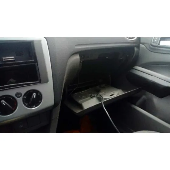 FORD FOCUS BERLINA (CAP) '2005 AMBIENTE (D) AZUL