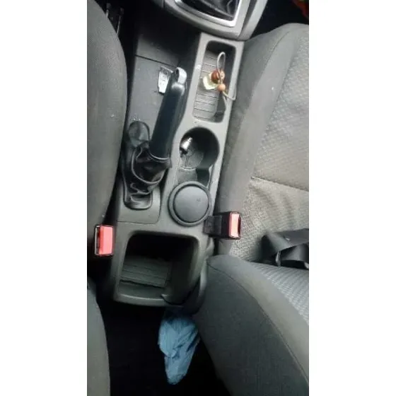 FORD FOCUS BERLINA (CAP) '2005 AMBIENTE (D) AZUL