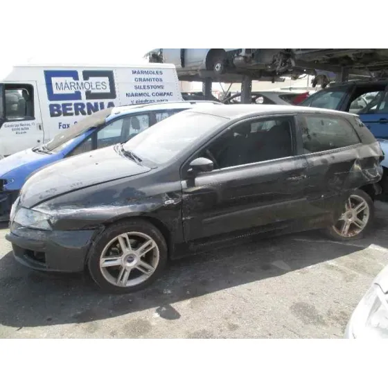 FIAT STILO (192) '2004 1.9 JTD CAT NEGRO