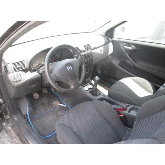 FIAT STILO (192) '2004 1.9 JTD CAT NEGRO