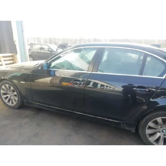 BMW SERIE 5 BERLINA (E60) '2007 530D NEGRO