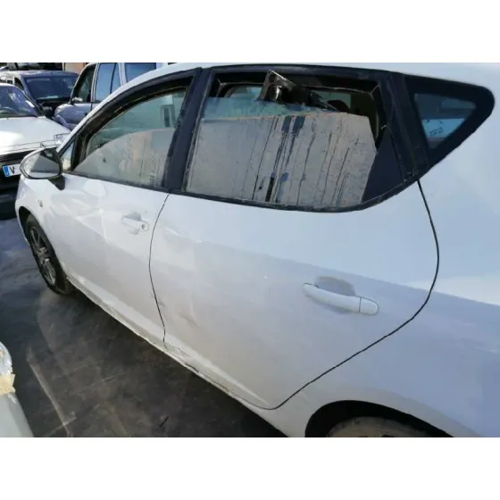 SEAT IBIZA (6J5) '2010 1.6 TDI BLANCO