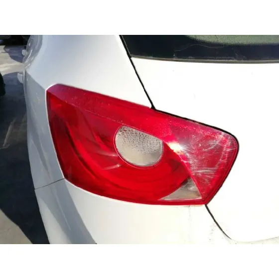 SEAT IBIZA (6J5) '2010 1.6 TDI BLANCO