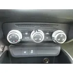 AUDI A1 SPORTBACK (8XA) AUDI A1 SPORTBACK (8XA) '2011 1.6 TDI BLANCO 2011