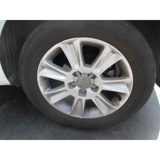 AUDI A1 SPORTBACK (8XA) '2011 1.6 TDI BLANCO