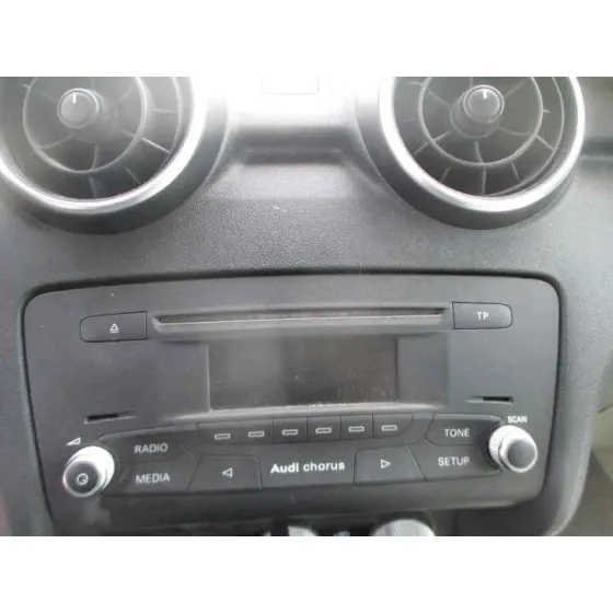 AUDI A1 SPORTBACK (8XA) '2011 1.6 TDI BLANCO