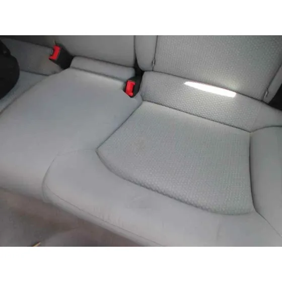 AUDI A1 SPORTBACK (8XA) '2011 1.6 TDI BLANCO