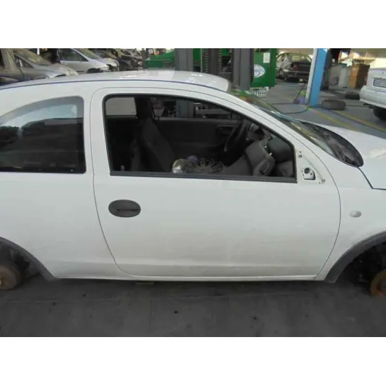 OPEL CORSA C '2002 CLUB BLANCO
