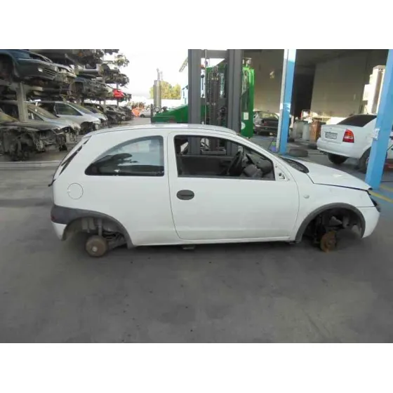 OPEL CORSA C '2002 CLUB BLANCO