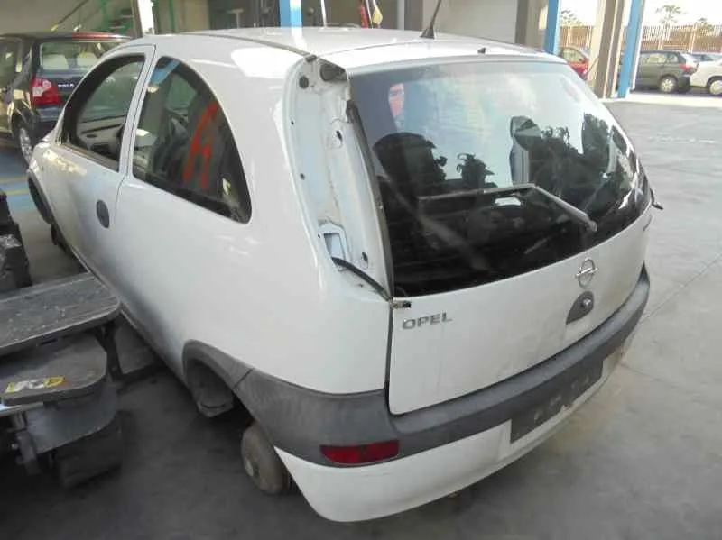 OPEL CORSA C '2002 CLUB BLANCO