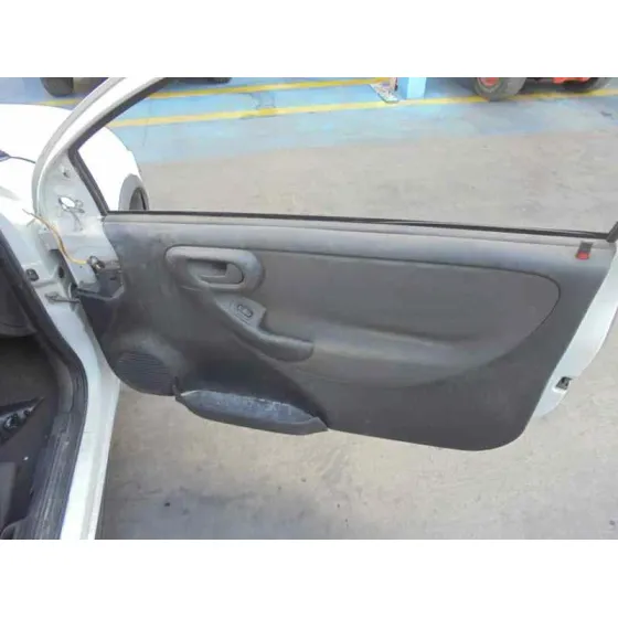 OPEL CORSA C '2002 CLUB BLANCO