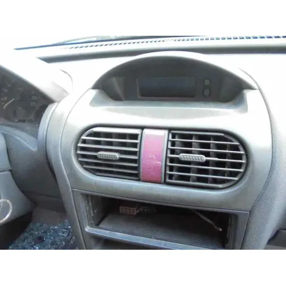 OPEL CORSA C '2002 CLUB BLANCO