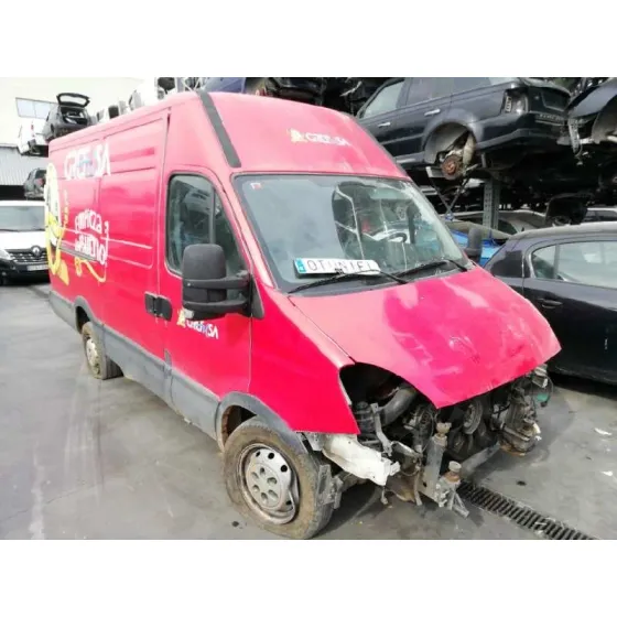 IVECO DAILY PR '2013 CABINA DOBLE 29 L... BATALLA 3450 ROJO