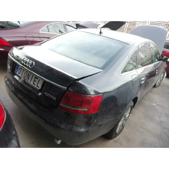 AUDI A6 BERLINA (4F2) '2007 2.0 TDI GRIS